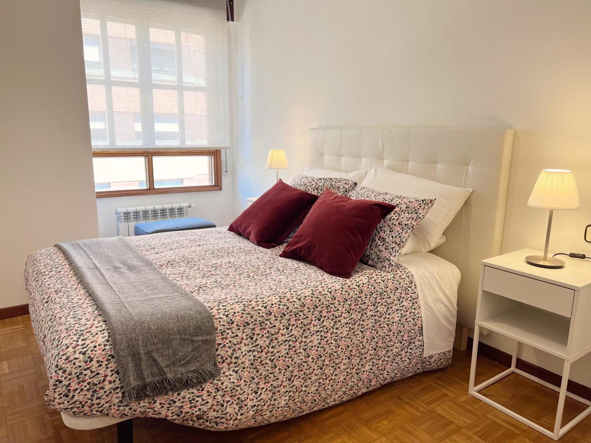 Apartamento Europa Centric Parking Gratis โอเบียโด ภายนอก รูปภาพ